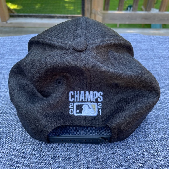 Atlanta Braves 2021 World Series Champions New Era 9Forty SnapBack hat - Picture 3 of 5